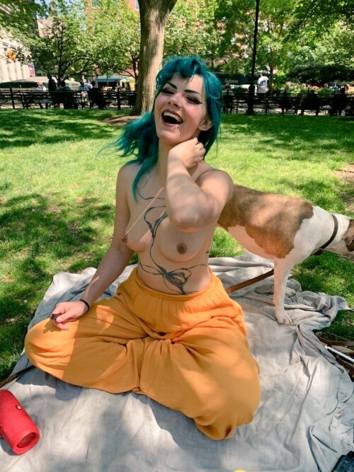 Lilith Vale Photo 1