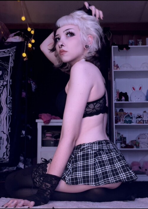 Halfdeadhottie / Fauxlilac / Evilgirll Nude Leaked Onlyfans Photo Halfdeadhottie / Fauxlilac / Evilgirll Nude Leaked Onlyfans Photo