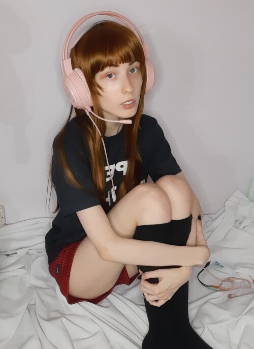 FOqVCSvX0AUNYLp.md.jpg