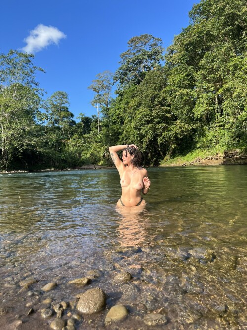 Shutupsigh - Starrysigh Nude Leaked Onlyfans Photo Shutupsigh - Starrysigh Nude Leaked Onlyfans Photo