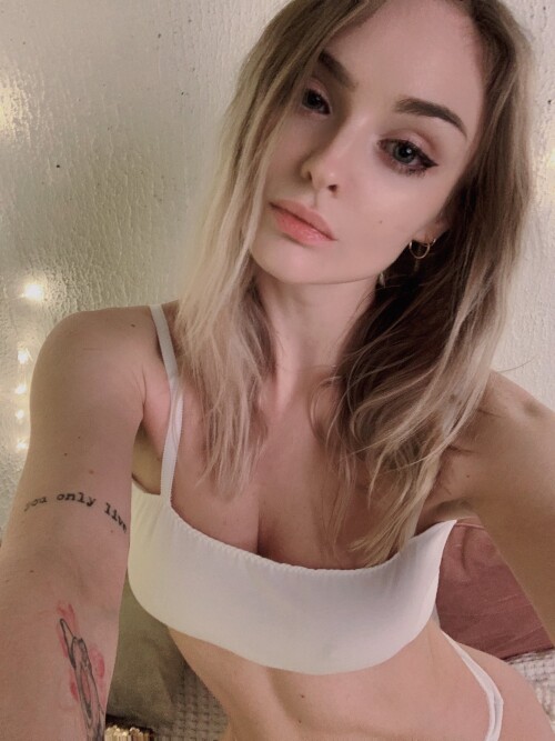 Sophie Katssby Nude Leaked Onlyfans Photo