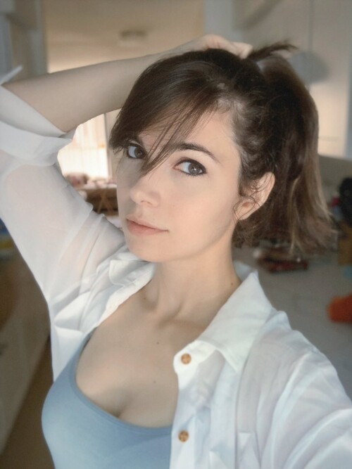 FRD0xl8VEAAtSZhc6802224724a1b69.md.jpg