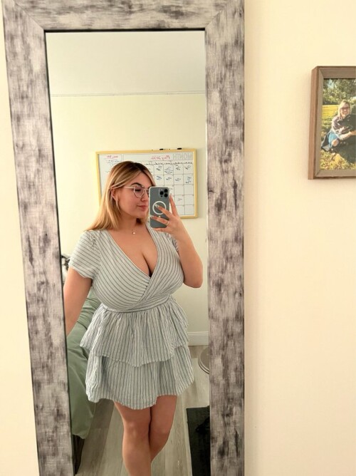 k8it_lyn / BustyKait Nude Leaked Onlyfans Photo k8it_lyn / BustyKait Nude Leaked Onlyfans Photo