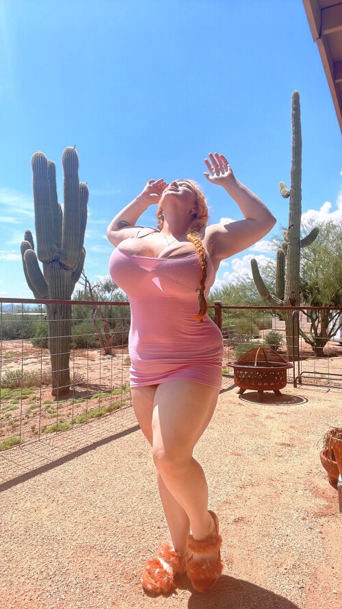 Penny Underbust Nude Leaked Onlyfans Photo Penny Underbust Nude Leaked Onlyfans Photo