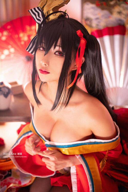 HaneAme--1-04-Taihou-deviantart.com-haneame_cosplay_azurlane_taiho_cosplay_by_haneame_ddr8fip-fullview.md.jpg