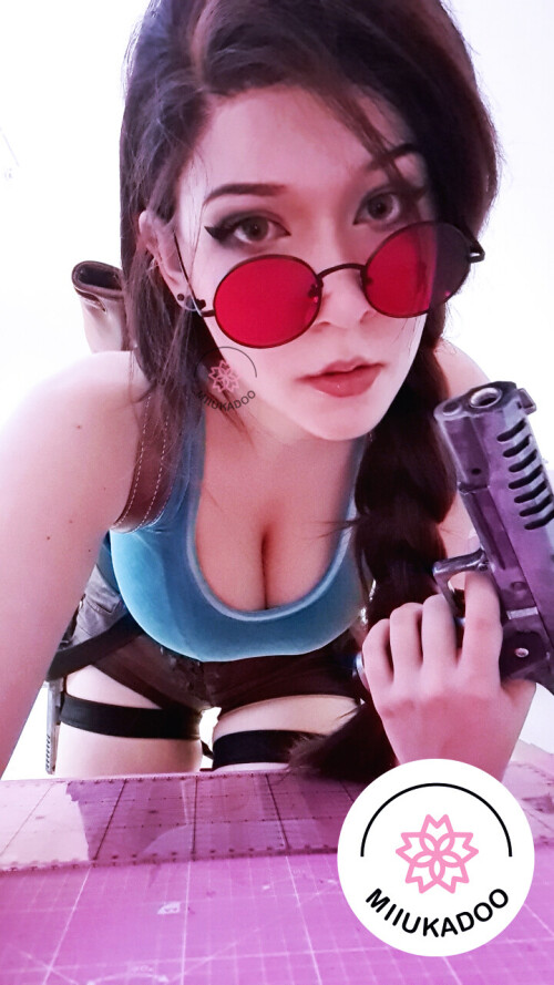 Lara_Croft-11.md.jpg