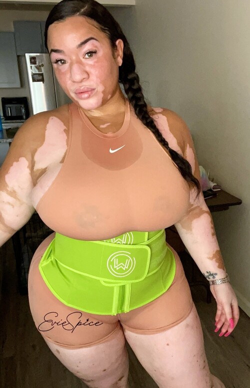 Evie_Spice/YvetteMari Nude Leaked Onlyfans Photo Evie_Spice/YvetteMari Nude Leaked Onlyfans Photo