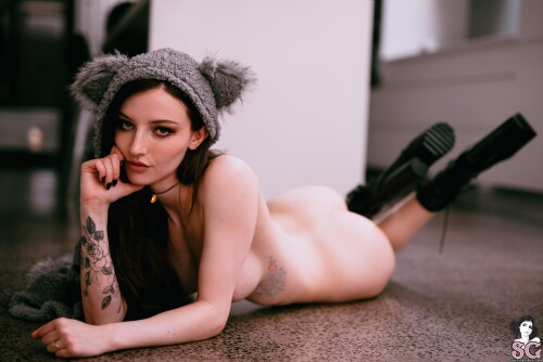 SuicideGirls-Dainty---Wanna-Cuddle-55.jpg