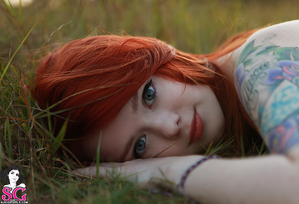 SuicideGirls-Lass---English-Sunset-44.jpg