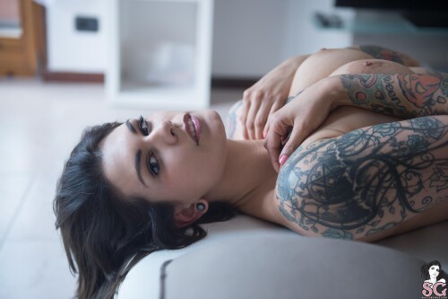 SuicideGirls-Ultima--Room-Of-Angel-02.jpg