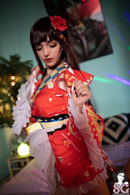 Suicidegirls-Momoka---Buu-Buu-Desu-Wa-02.jpg