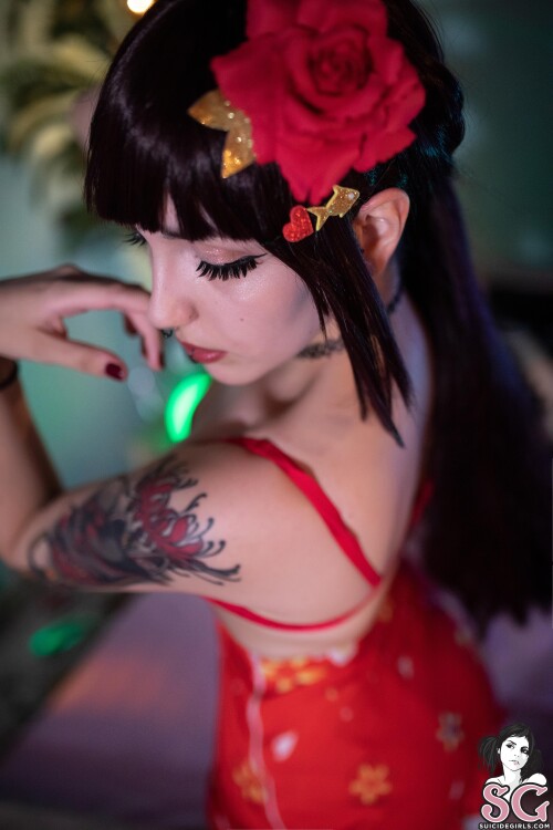 Suicidegirls-Momoka---Buu-Buu-Desu-Wa-10.jpg