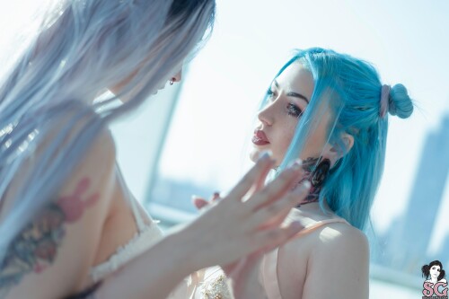 Suicidegirls-Momoka---Spring-Morning-With-Raisie-04.jpg