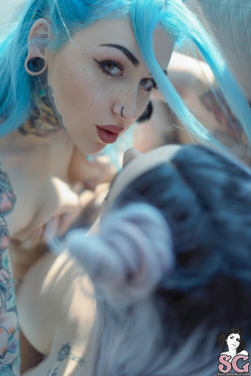 Suicidegirls-Momoka---Spring-Morning-With-Raisie-39.jpg