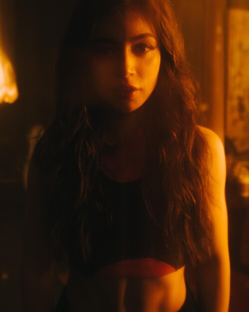 chrissycostanza_279040437_341994074662774_3597747113631708126_n.md.jpg