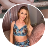 model profile picture