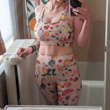 model profile picture