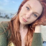 misslacylennon-19-06-2020-445105808-Riley-and-I-took-a-break-from-home-abc-went-to-the-beach-a-few-days-ago-