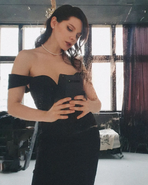Reilin aka Aleksandra Reil Nude Leaked Onlyfans Photo Reilin aka Aleksandra Reil Nude Leaked Onlyfans Photo