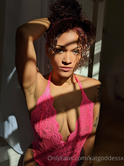 Kat - katgoddessx Nude Leaked Onlyfans Photo