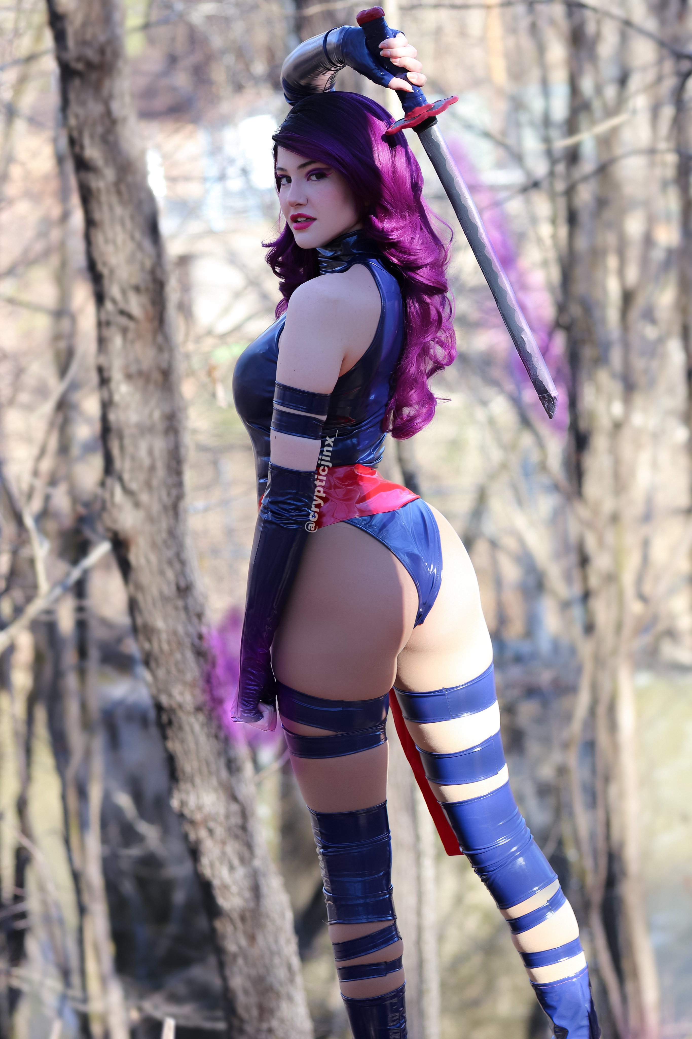 psylocke_cosplay1_1309322.jpg