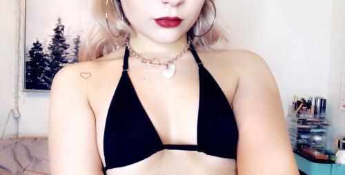 red-lips-34.md.jpg