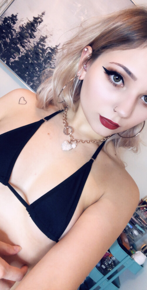 red-lips-35.md.jpg
