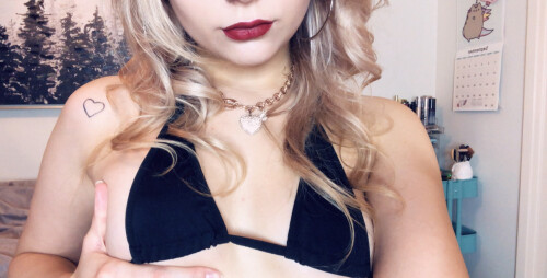 red-lips-38.md.jpg
