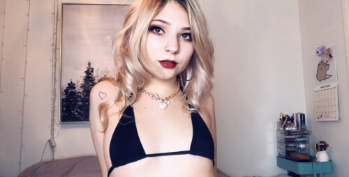 red-lips-6.md.jpg