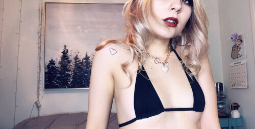 red-lips-7.md.jpg