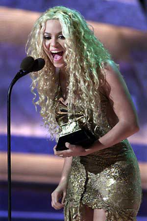 shakira037.jpg