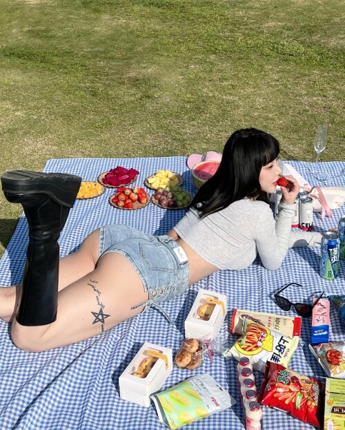 songyuxin_hitomi_277948631_720020746016720_562039873818685178_n.md.jpg